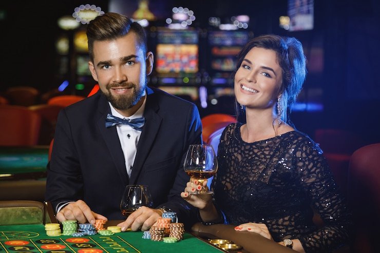 Meja live dealer blackjack di isitoto dengan dealer profesional